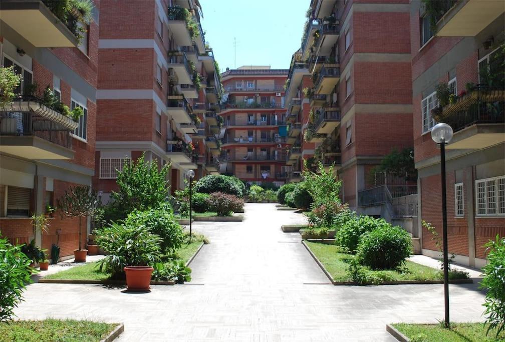 רומא A Casa Di Pe' Casa Vacanze מראה חיצוני תמונה