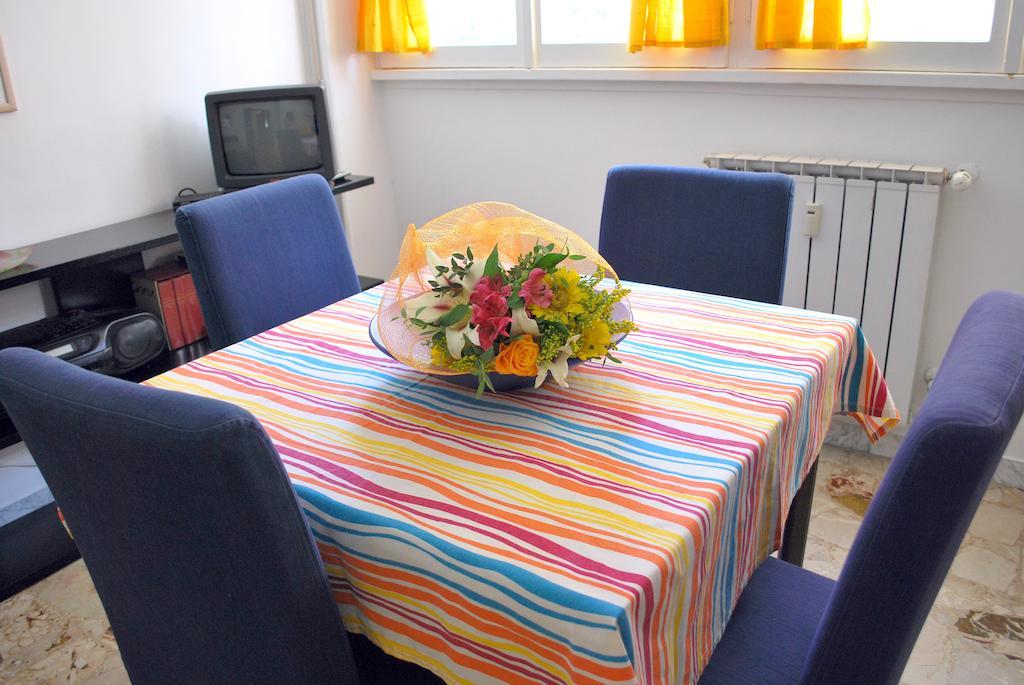 רומא A Casa Di Pe' Casa Vacanze חדר תמונה